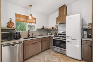 26287 Lake Forest Dr, Twin Peaks, CA 92391 - Photo 9