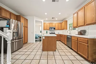 38275 Sevilla Avenue, Murrieta, CA 92563 - Photo 5