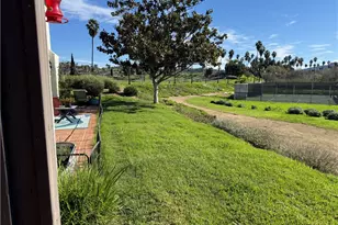 5492 Villas Dr, Bonsall, CA 92003 - Photo 9