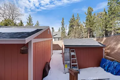 879 Spruce, Sugarloaf, CA 92386 - Photo 29