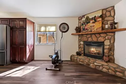 879 Spruce, Sugarloaf, CA 92386 - Photo 13