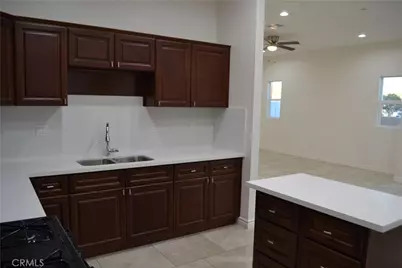 221 W 10th Street, Perris, CA 92570 - Photo 33