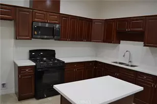 221 W 10th St, Perris, CA 92570 - Photo 29