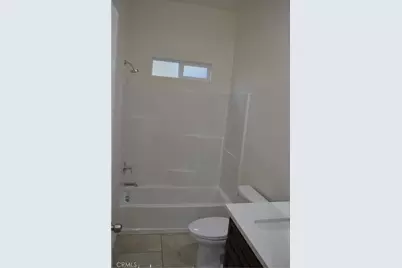 221 W 10th Street, Perris, CA 92570 - Photo 23