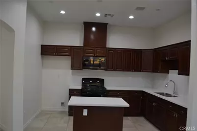 221 W 10th Street, Perris, CA 92570 - Photo 15