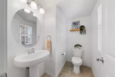 24212 Bay Laurel Avenue, Murrieta, CA 92562 - Photo 5