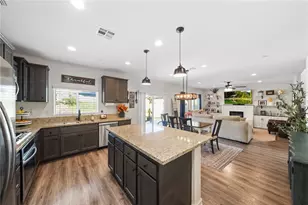 24212 Bay Laurel Ave, Murrieta, CA 92562 - Photo 9