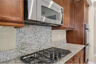 30075 Mickelson Way, Murrieta, CA 92563 - Photo 19