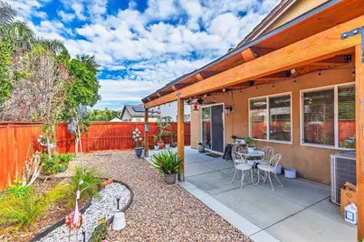 35591 Denver, Winchester, CA 92596 - Photo 25