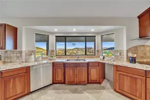 42253 Via Nortada, Temecula, CA 92590 - Photo 15