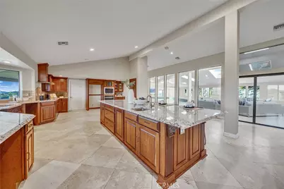 42253 Via Nortada, Temecula, CA 92590 - Photo 11