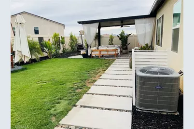 30153 Canyon Ranch, Homeland, CA 92548 - Photo 15