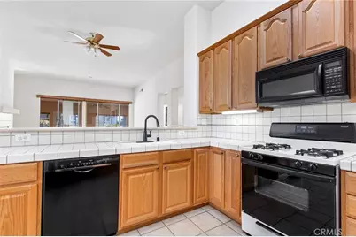 21971 Victorian Ln, Wildomar, CA 92595 - Photo 13