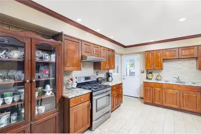 2321 E Puritan, Anaheim, CA 92806 - Photo 13