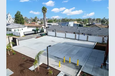 378 W 4th, Perris, CA 92570 - Photo 9