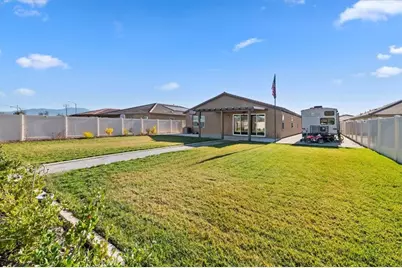 32476 Wild West Court, Winchester, CA 92596 - Photo 27