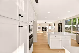 30409 Corte Santalina, Murrieta, CA 92563 - Photo 17