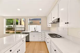 30409 Corte Santalina, Murrieta, CA 92563 - Photo 15