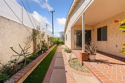 6502 Clare, Huntington Beach, CA 92647 - Photo 27