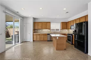 19845 Silverwood Dr, Lake Elsinore, CA 92530 - Photo 13