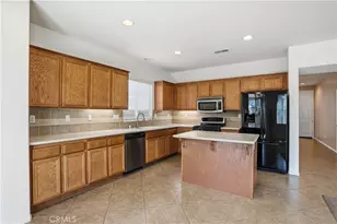 19845 Silverwood Dr, Lake Elsinore, CA 92530 - Photo 11