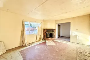 13807 Carson, Trona, CA 93562 - Photo 9