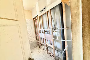 13807 Carson, Trona, CA 93562 - Photo 11