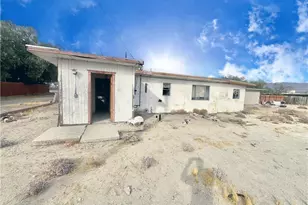 13807 Carson, Trona, CA 93562 - Photo 3