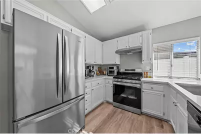 24529 Ridgewood, Murrieta, CA 92562 - Photo 15