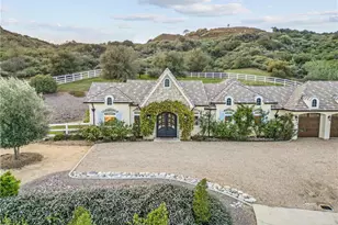 39851 Paseo Chaparro, Murrieta, CA 92562 - Photo 3