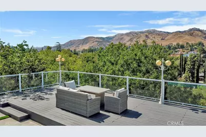 12036 Darby Avenue, Porter Ranch, CA 91326 - Photo 5