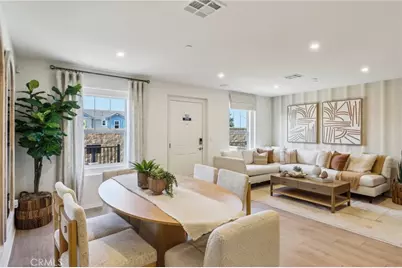 15513 April Dawn Way #4, Fontana, CA 92336 - Photo 7