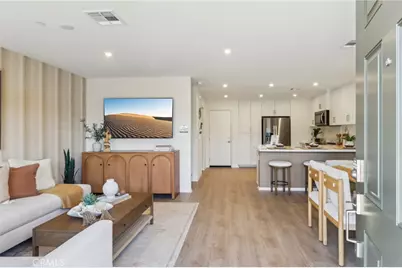 15513 April Dawn Way #4, Fontana, CA 92336 - Photo 3