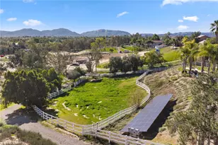 33905 Pauba, Temecula, CA 92592 - Photo 11