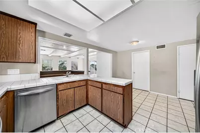 541 San Gorgonio Drive, Corona, CA 92879 - Photo 13