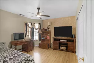 22196 Hoofbeat Way, Canyon Lake, CA 92587 - Photo 21