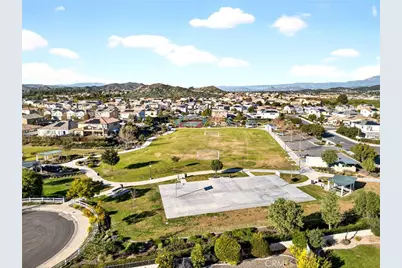 26101 Redoak St, Menifee, CA 92584 - Photo 67