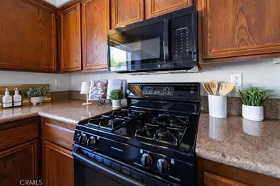 2812 Via Mazatlan, Corona, CA 92882 - Photo 15