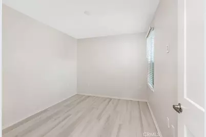 10292 Artesia Boulevard, Bellflower, CA 90706 - Photo 17