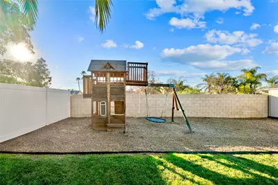 31285 Hamburg, Winchester, CA 92596 - Photo 39