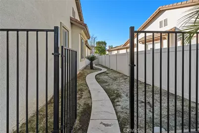 37528 Windsor Court, Murrieta, CA 92562 - Photo 19