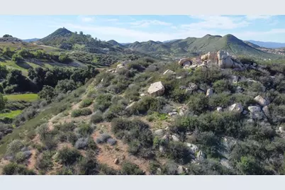 7 Turtle Creek Rd, Lake Elsinore, CA 92530 - Photo 13