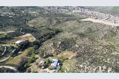 7 Turtle Creek Rd, Lake Elsinore, CA 92530 - Photo 5