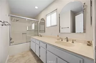 22952 Joaquin Ridge Dr, Murrieta, CA 92562 - Photo 15