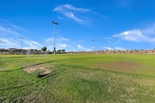 27588 Gruber, Menifee, CA 92585 - Photo 63