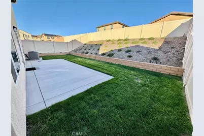 25432 Cetara, Homeland, CA 92548 - Photo 3
