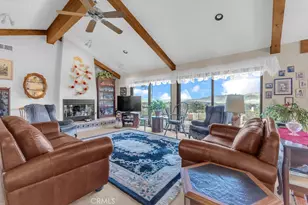 27800 Chantal Dr, Hemet, CA 92544 - Photo 11