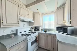 1357 Sierra Dr, San Jacinto, CA 92583 - Photo 9