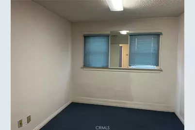 911 E Florida Avenue, Hemet, CA 92543 - Photo 11