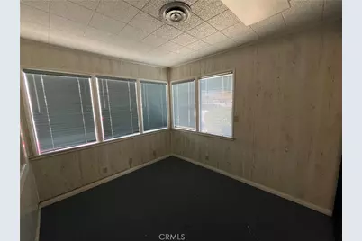 911 E Florida Avenue, Hemet, CA 92543 - Photo 13